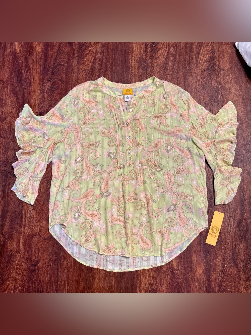 Boho Light Green Paisley with shimmer Ruffle 3/4 Sleeve Blouse NWT